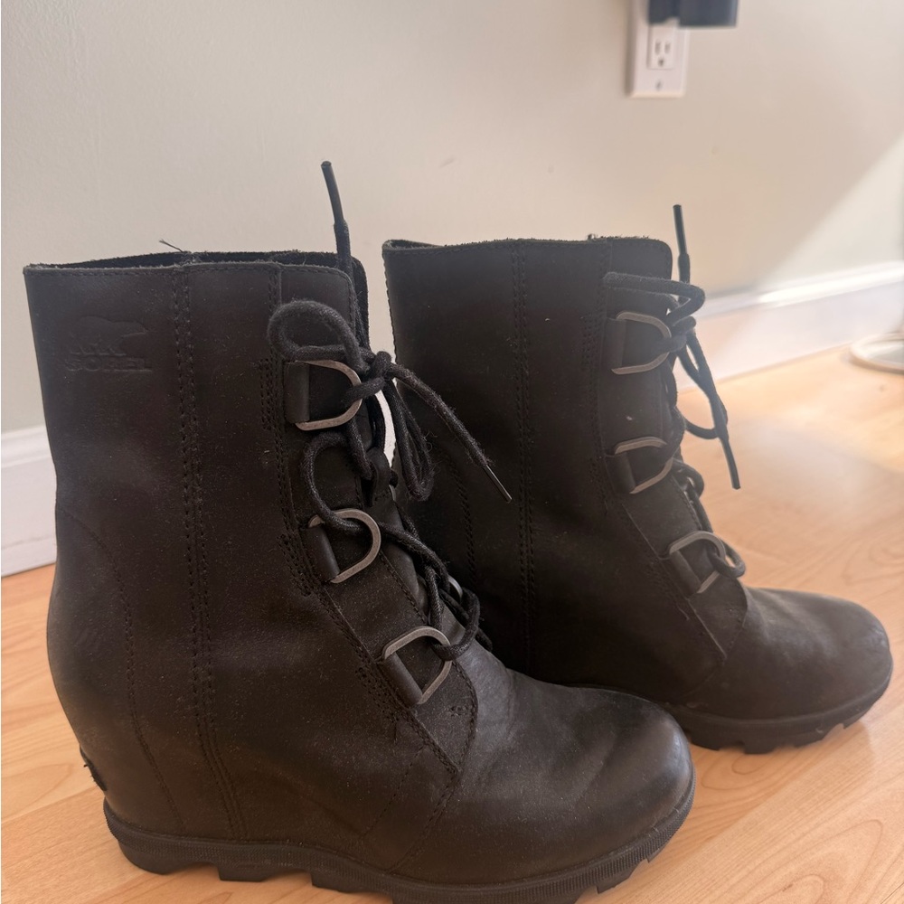 SOREL Women's Joan of Arc Lace Up
Wedge Boots